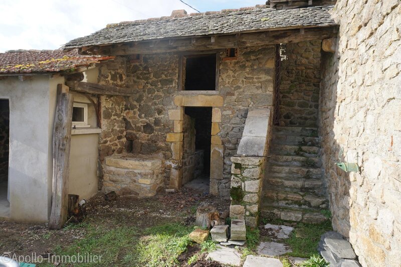 Outbuildings with bred oven
