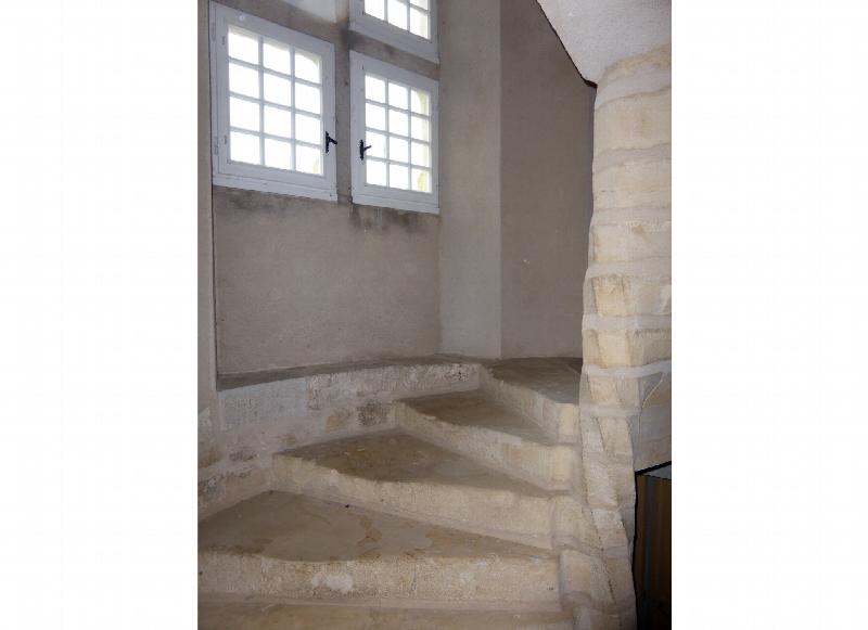 Escalier à vis en pierre
