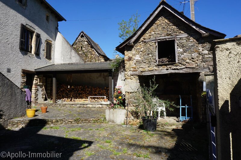 Deuxième maison de 55 m² + les combles