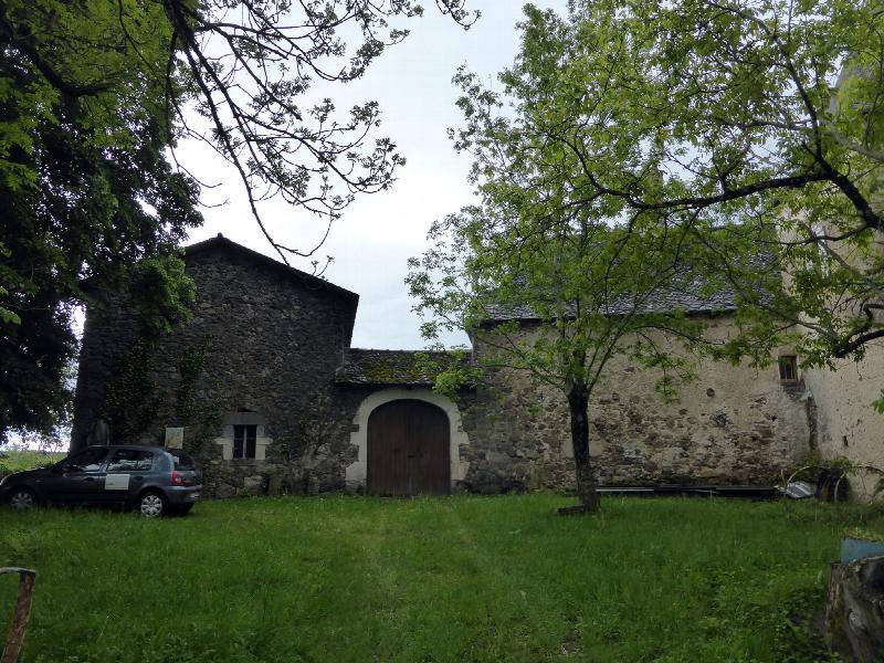 Entrée principale de la pripriété