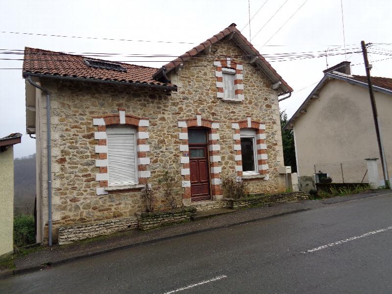 Maison coté entrée principale