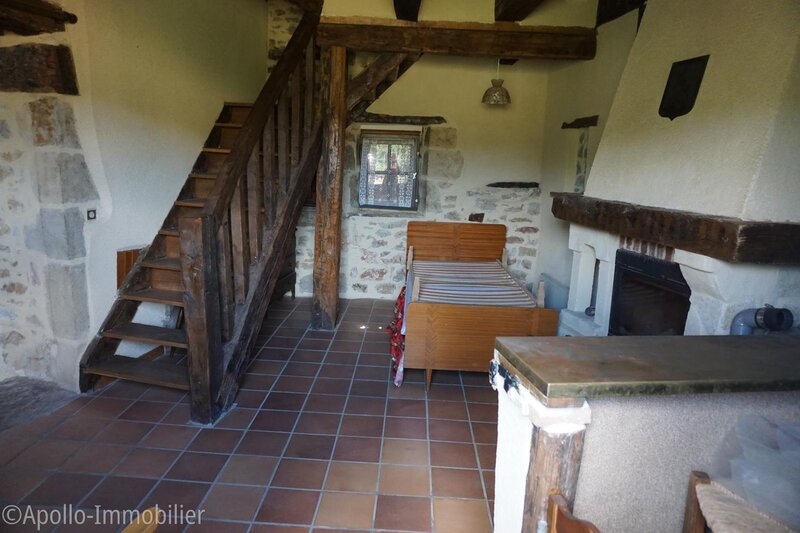 Salon or bedroom with insert