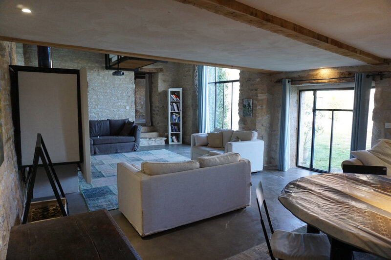 Salon de 56 m² avec cheminée